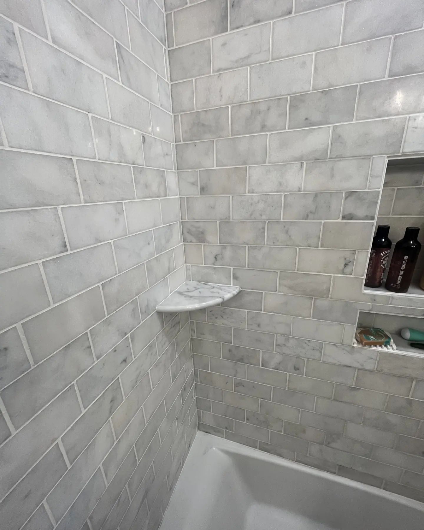 Count on GoShelf for the Perfect Bathtub Corner Shelf